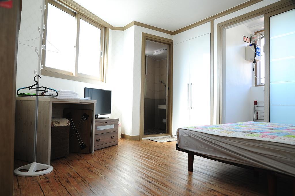 The 1St Andong Hostel Екстериор снимка